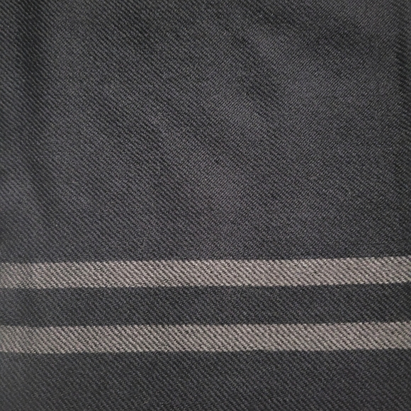 SOLD - Gucci GG Jacquard Wool Scarf Box Set - Picture 6 of 11